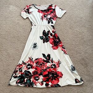Chic Floral Maxi Dress with Red and Black Accents